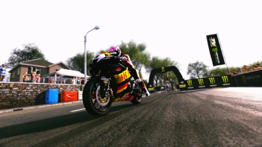 摩托竞速游戏《曼岛TT：边缘竞速3》上线Steam(图2)