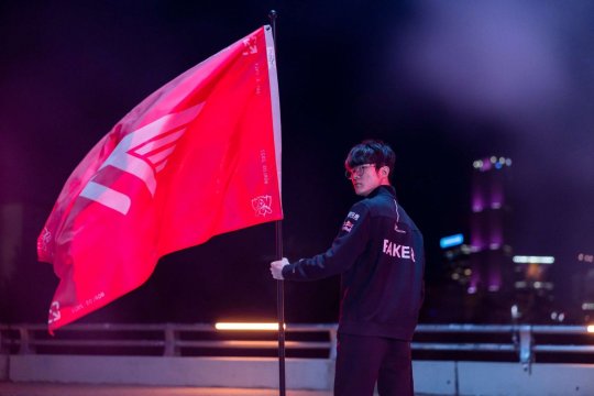 Faker年收入超4000万元 他真的有一栋大楼！(图2)