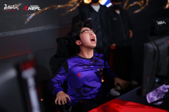 NBPL总决赛落幕：老将王梁泪洒赛场，mike重回王座强势卫冕！(图4)