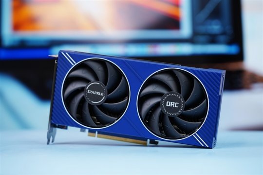 撼与Intel Arc A750 Orc OC评测：性能媲美RTX 3060的优质显卡(图1)