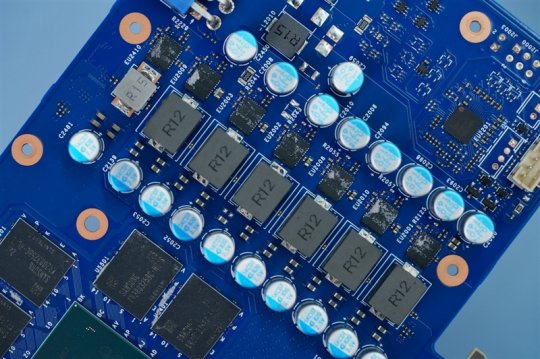 撼与Intel Arc A750 Orc OC评测：性能媲美RTX 3060的优质显卡(图12)